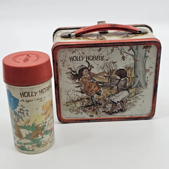 Holly Hobbie Vintage Metal Lunchbox & Thermos Set - Picture 13 of 14